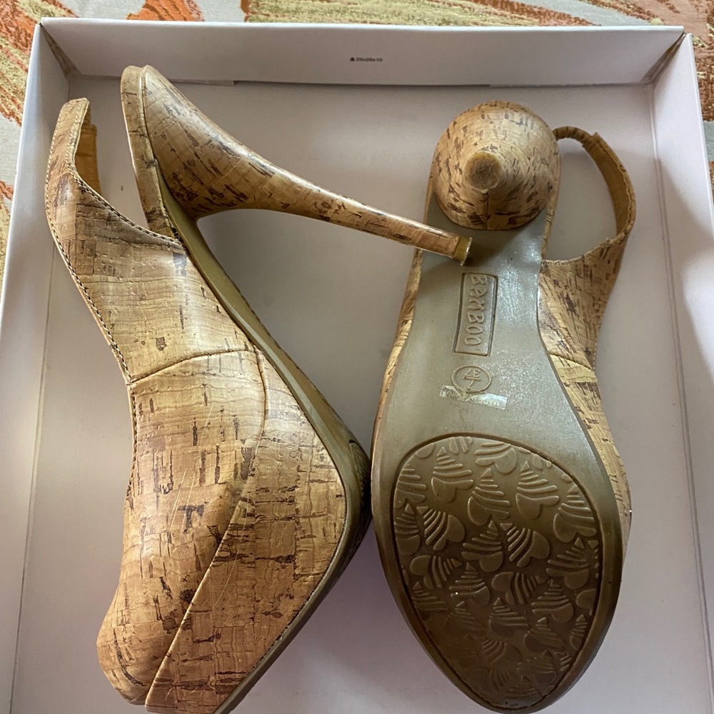 Shoes - Picture 2 of 2